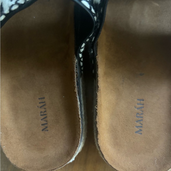 Marah sandals. Size 7-7.5 - Picture 4 of 5